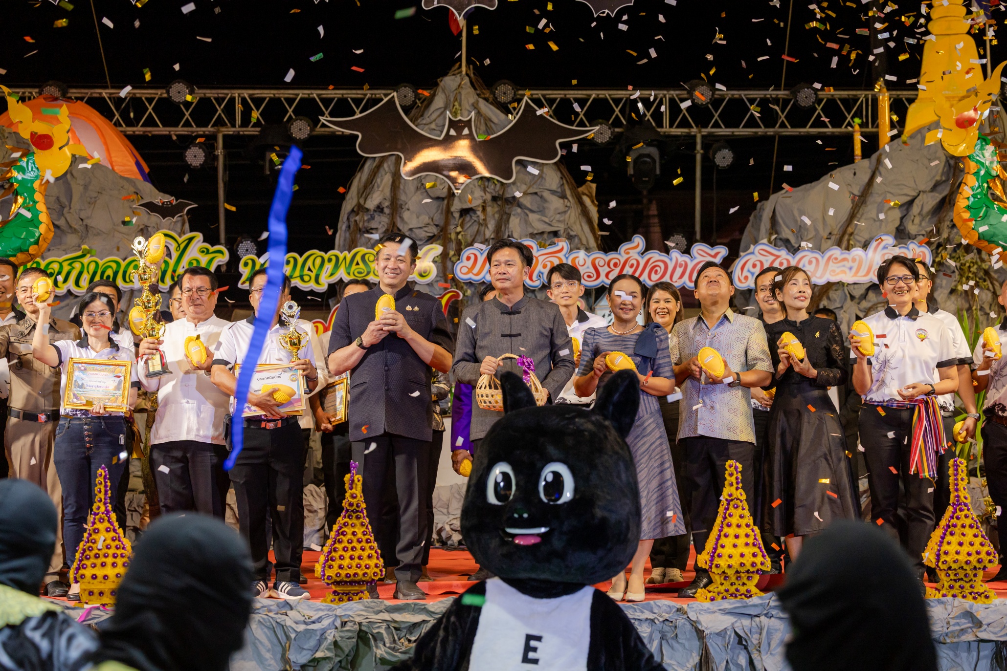 พิษณุโลกเปิดงานเทศกาลผลไม้นานาพรรณ มหัศจรรย์ของดีเนินมะปราง 2569 ชวนเที่ยวชมของดีและผลไม้ขึ้นชื่อของอำเภอเนินมะปราง