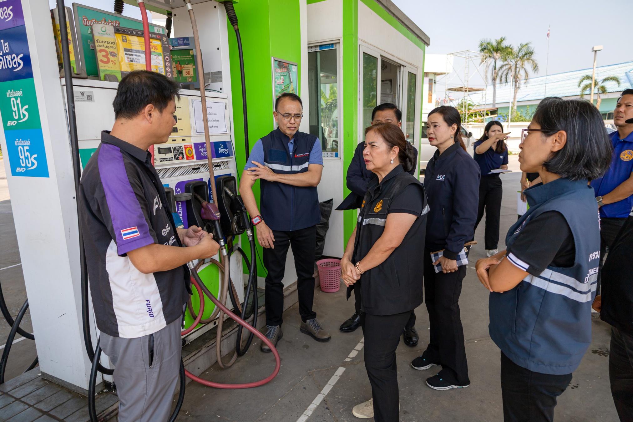 รองผู้ว่าฯ พิษณุโลก นำคณะลงพื้นที่ตรวจสถานีบริการน้ำมันในพื้นที่เมือง&ndash;บางระกำ ต่อเนื่อง เร่งรวบรวมปัญหาส่งกรมธุรกิจพลังงาน หามาตรการแก้ไขระยะเร่งด่วน