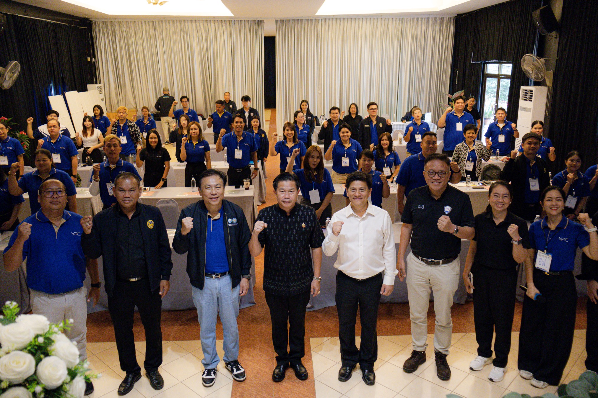 จังหวัดพิษณุโลกผนึกกำลังหอการค้า จัดโครงการ YPC รุ่นที่ 2 ปั้นผู้นำรุ่นใหม่ภาครัฐ-เอกชน ขับเคลื่อนยุทธศาสตร์ "เมือง 4 แยกเศรษฐกิจ" และ Smart City อย่างยั่งยืน