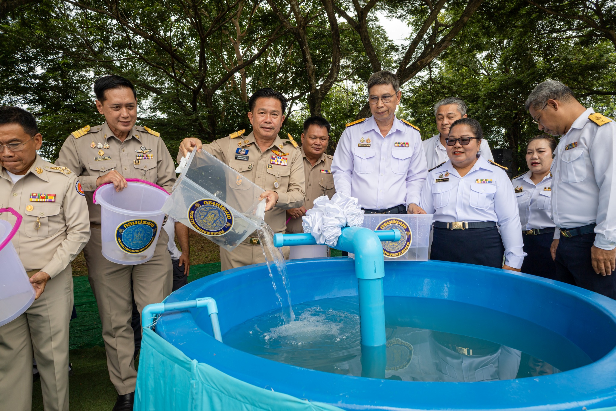 ผู้ว่าฯ พิษณุโลก เป็นประธานปล่อยพันธุ์สัตว์น้ำ 200,099 ตัว เฉลิมพระเกียรติสมเด็จพระบรมราชชนนีพันปีหลวง ณ บึงละมุ อ.เมืองพิษณุโลก