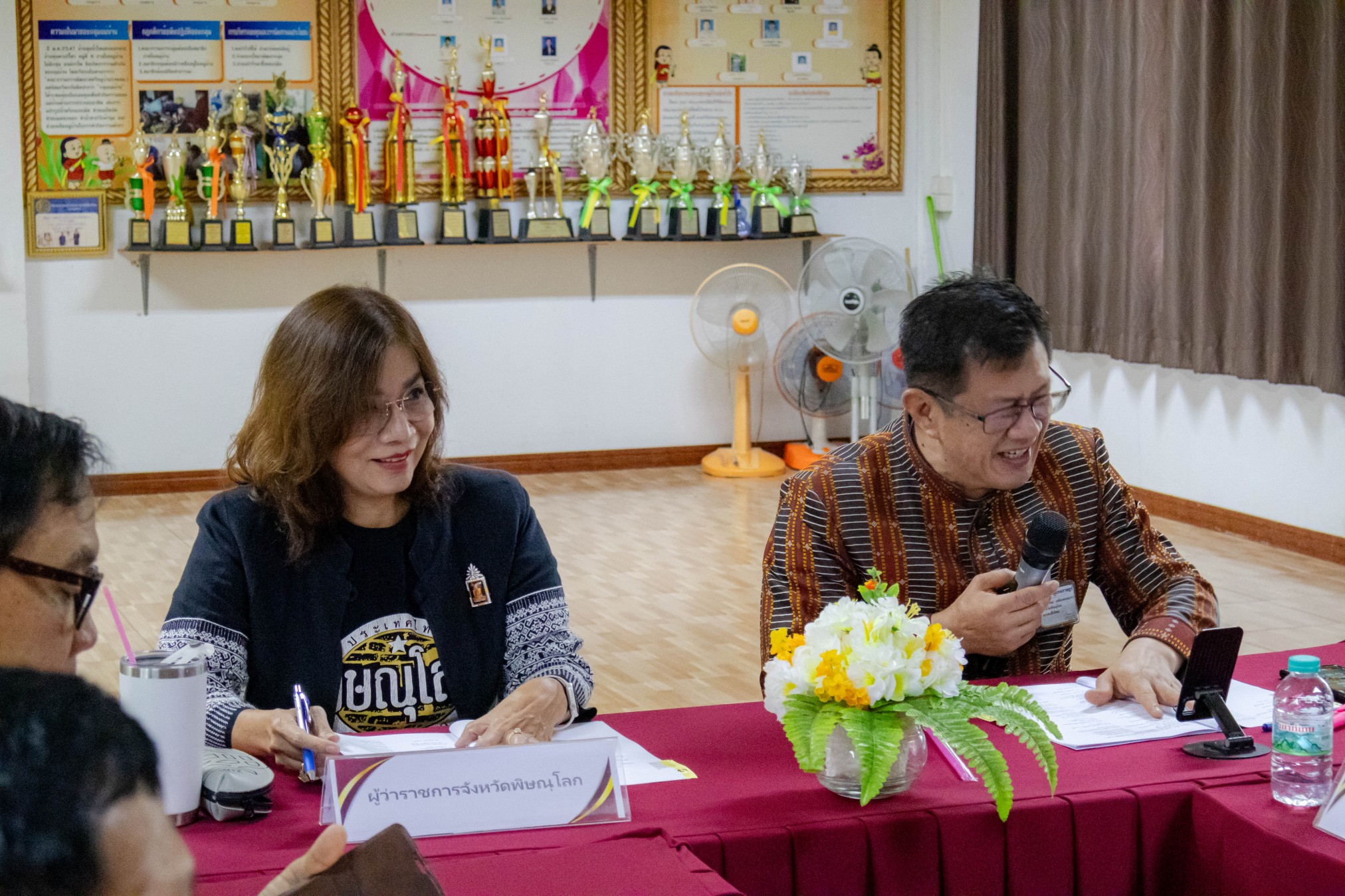 รองผู้ว่าฯ พิษณุโลก ประชุมปรึกษาหารือร่วมกับประธานคณะกรรมาธิการการเกษตรและสหกรณ์ สภาผู้แทนราษฎร ในโอกาสจัดกิจกรรมศึกษาดูงานและสัมมนาแนวทางการลดต้นทุนและเพิ่มประสิทธิภาพการผลิตข้าว