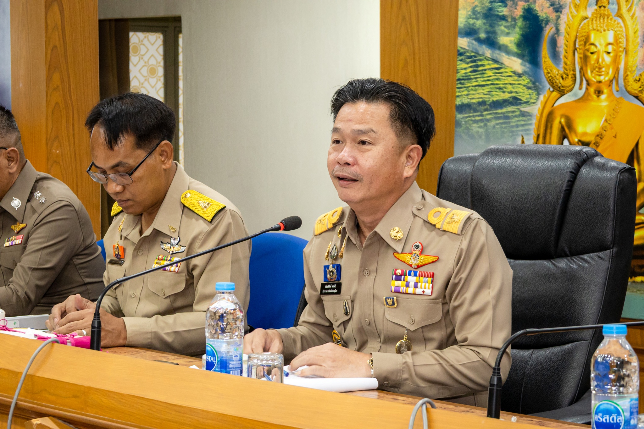 ผู้ว่าฯ พิษณุโลก ประชุมคณะกรมการจังหวัดและหัวหน้าส่วนราชการ ติดตามสถานการณ์น้ำและขับเคลื่อนภารกิจสำคัญของจังหวัด