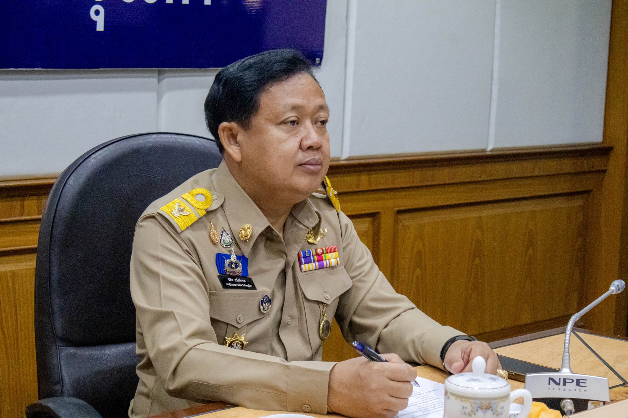 จังหวัดพิษณุโลก ร่วมประชุมกองบัญชาการป้องกันและบรรเทาสาธารณภัยแห่งชาติ (บกปภ.ช.) ติดตามสถานการณ์อุทกภัยและการให้ความช่วยเหลือผู้ประสบอุทกภัย