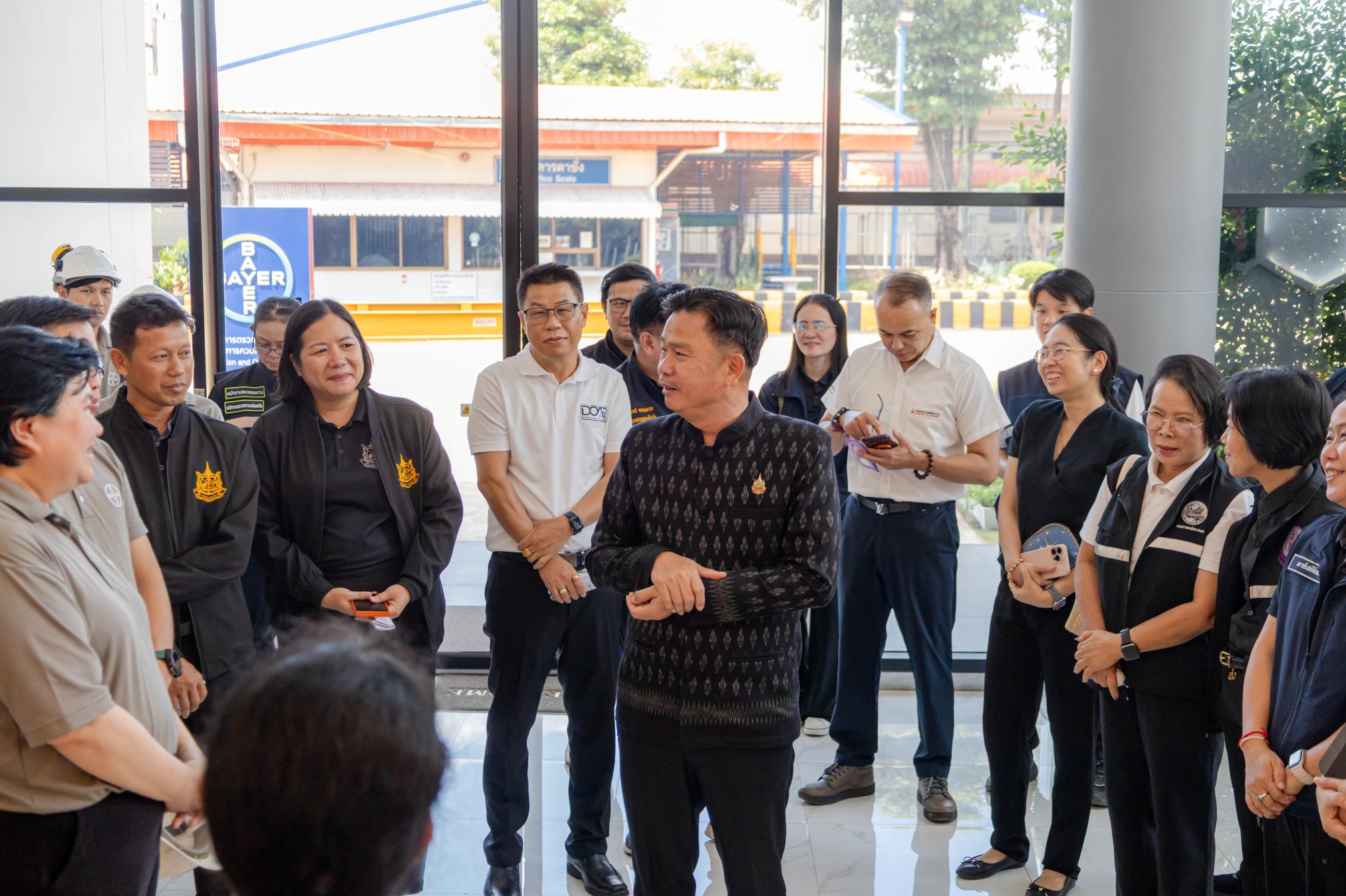 ผู้ว่าฯ พิษณุโลก นำคณะตรวจเยี่ยม &ldquo;บริษัท ไบเออร์ไทย จำกัด&rdquo; สาขาจังหวัดพิษณุโลก ยกระดับเทคโนโลยีเมล็ดพันธุ์คุณภาพ เสริมศักยภาพการเกษตรยั่งยืน